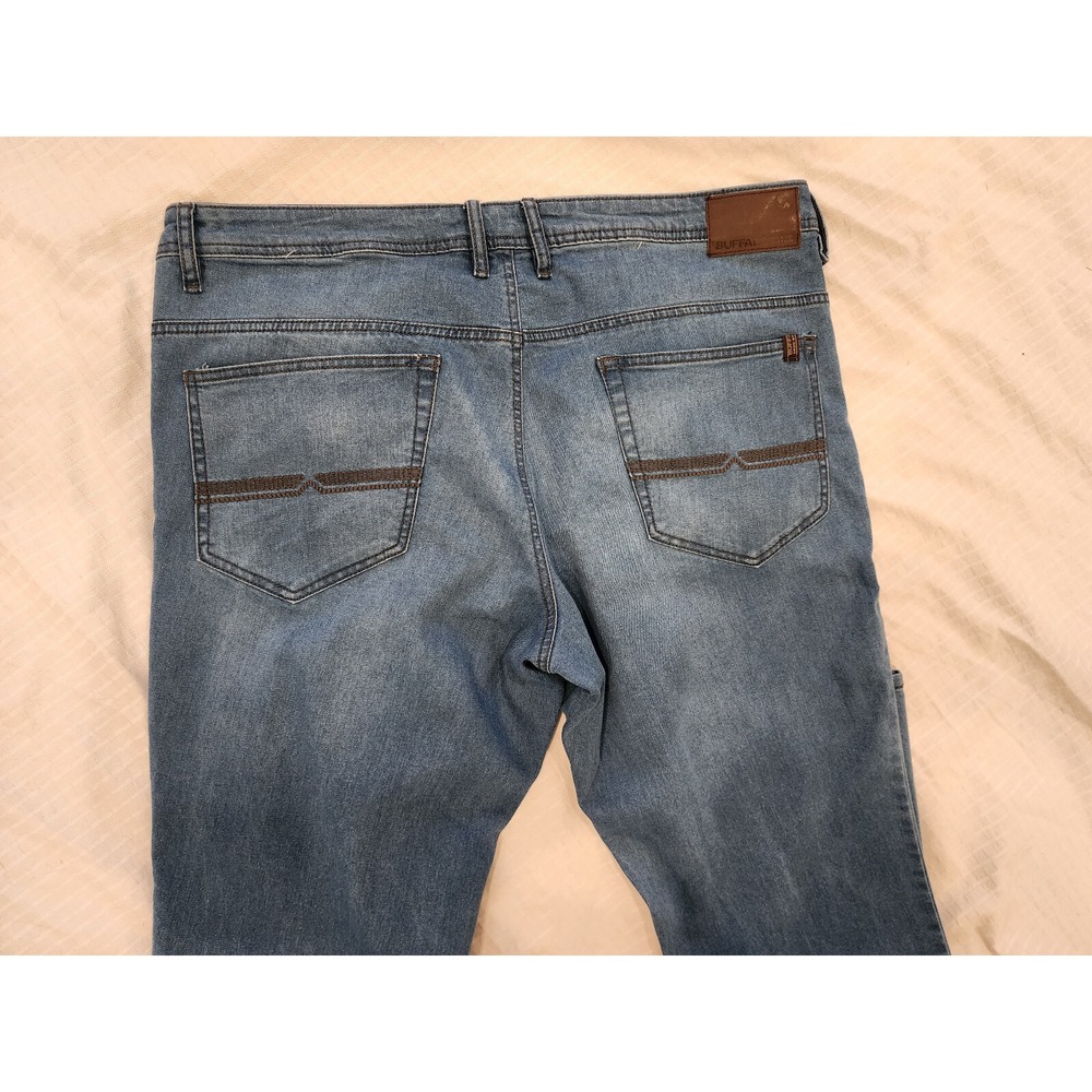 Men's 40x29 Buffalo David Bitton by Buckle jeans: Axel Slim stretch, medium wash